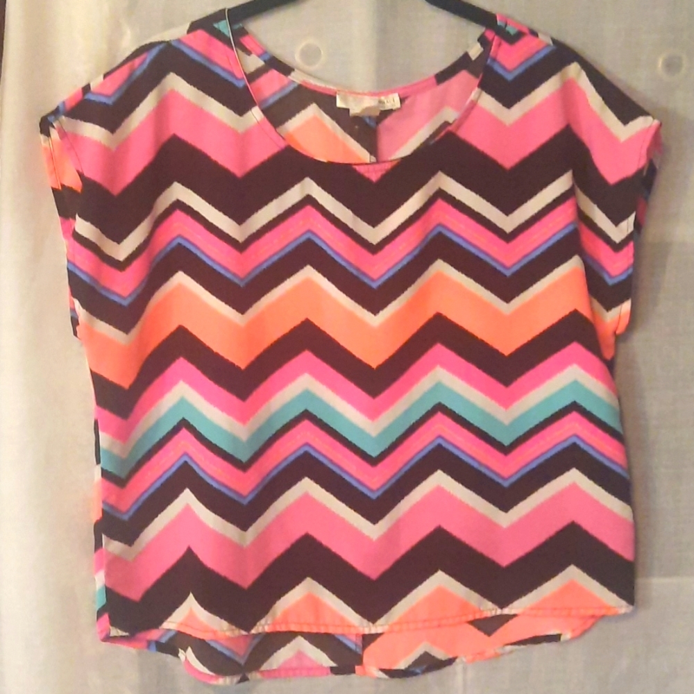 Multi-color top